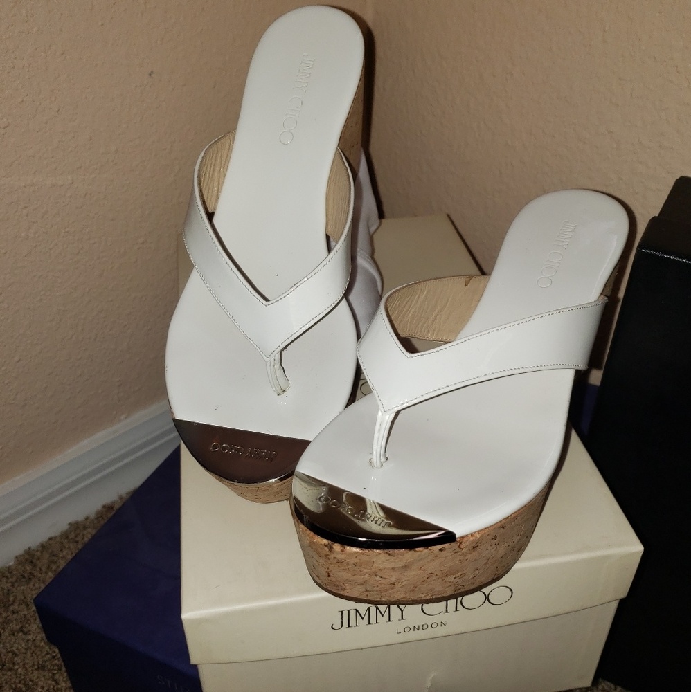 🧁Jimmy choo white patent leather sandals🍰